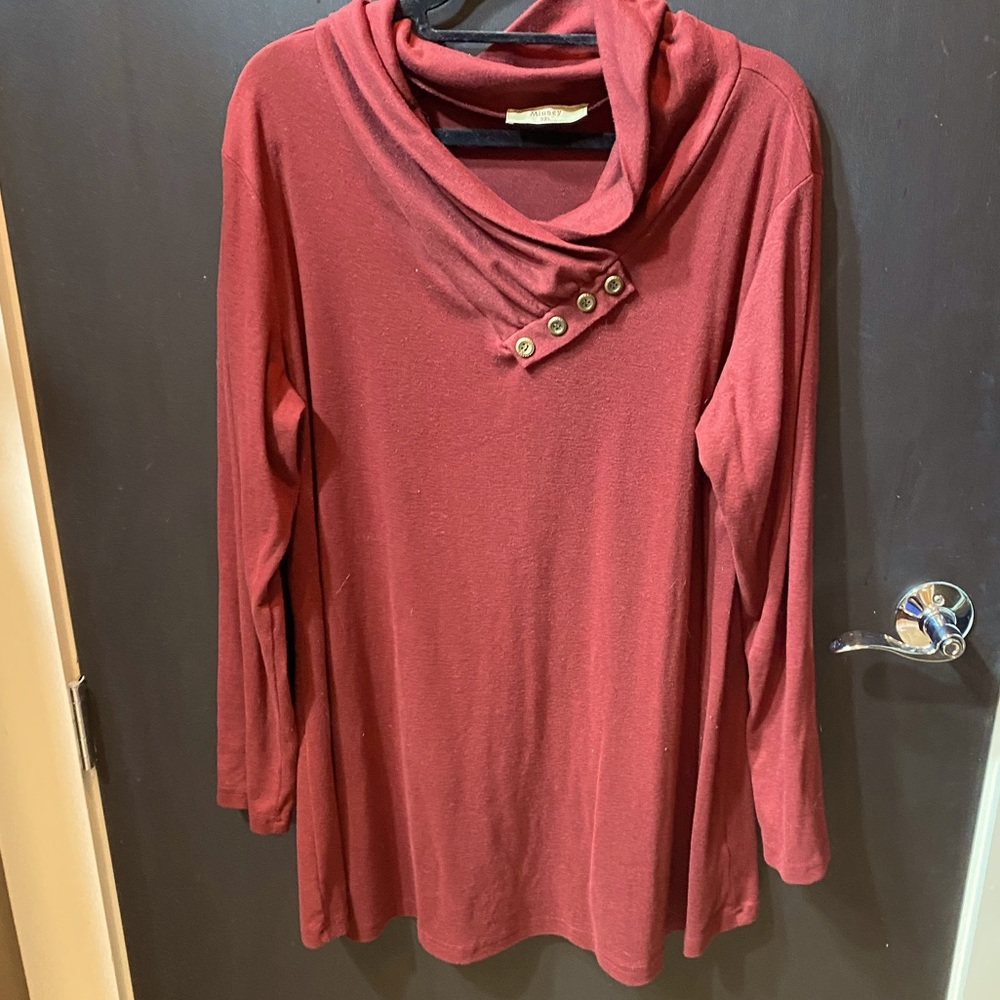Size 3XL burgundy tunic